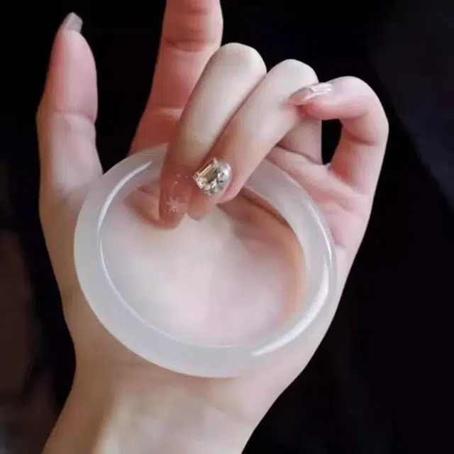 【精选】 七小匠 国潮古风古韵冰润白月光玉环 正缘桃花 典雅大气清冷高雅小众百搭 显白 玉髓 手镯 女款