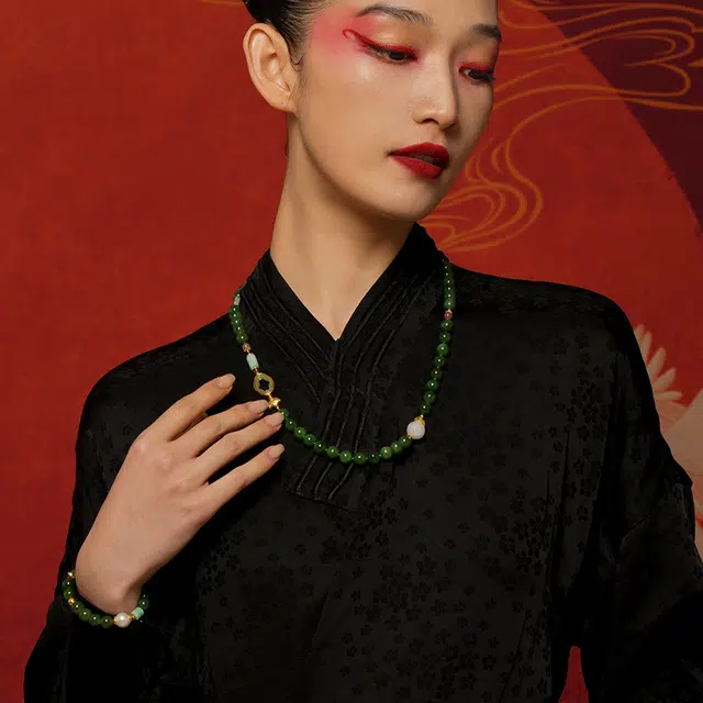 七小匠 国潮 小众设计 优雅时尚 轻奢简约 复古高级感 和田玉 星联 女款 碧玉