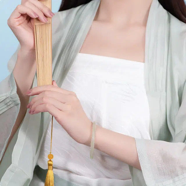 七小匠 国风 温润细款圆条 时尚优雅 小众百搭 简约高级感 复古 和田玉 手镯 女款 青白玉