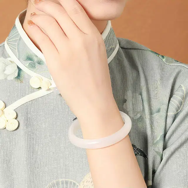 【精选】 七小匠 国潮古风古韵冰润白月光玉环 正缘桃花 典雅大气清冷高雅小众百搭 显白 玉髓 手镯 女款