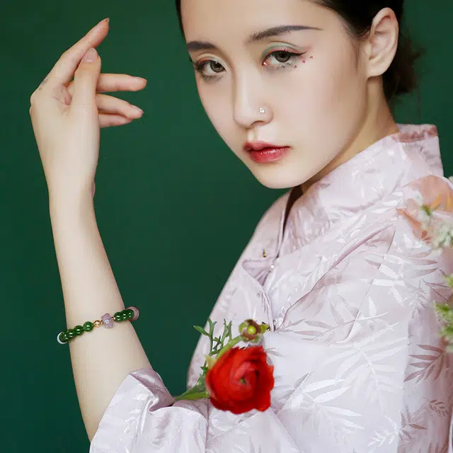 七小匠 新中式 转运珠 复古简约 优雅小众设计 轻奢时尚 和田玉 手串 女款 碧玉