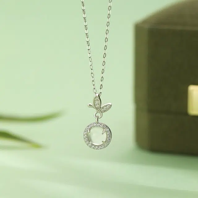 七小匠 诸事顺利 新中式 轻奢小众 国风国潮 文艺蝴蝶甜美小众设计淡雅国风高级感锁骨链#好运天然 玉髓 项链 女款