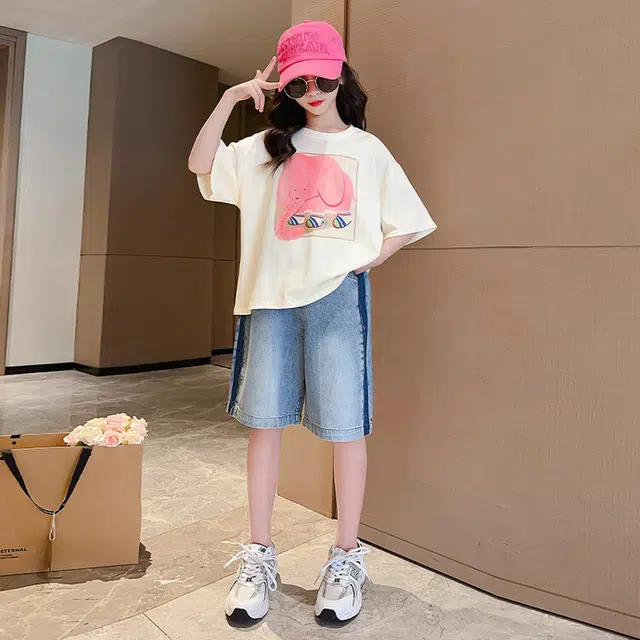 大童 蓝精灵 圆领短袖上衣舒适亲肤柔软纯色五分裤休闲运动套装 白色