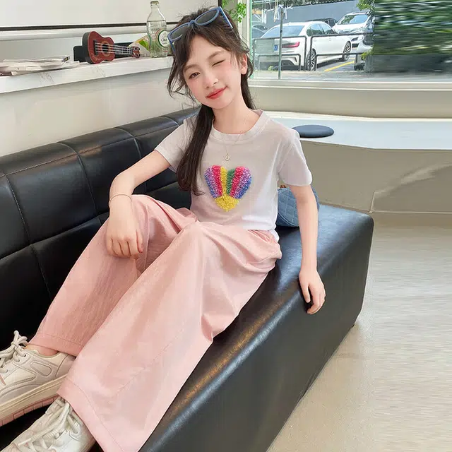大童 蓝精灵 圆领彩色花瓣爱心图案舒适短袖松紧腰纯色简约宽松长裤休闲运动套装 白色
