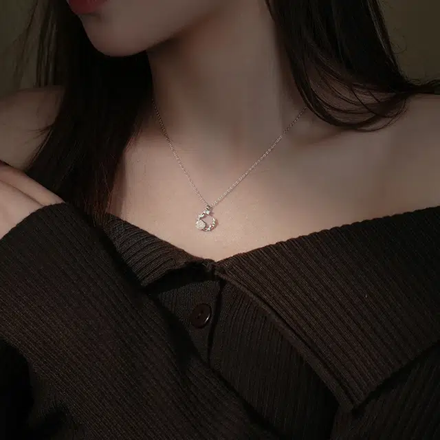 925 999