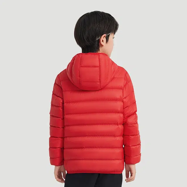 青少年 安踏儿童 轻暖系列 连帽舒适柔软羽绒服 经典红色