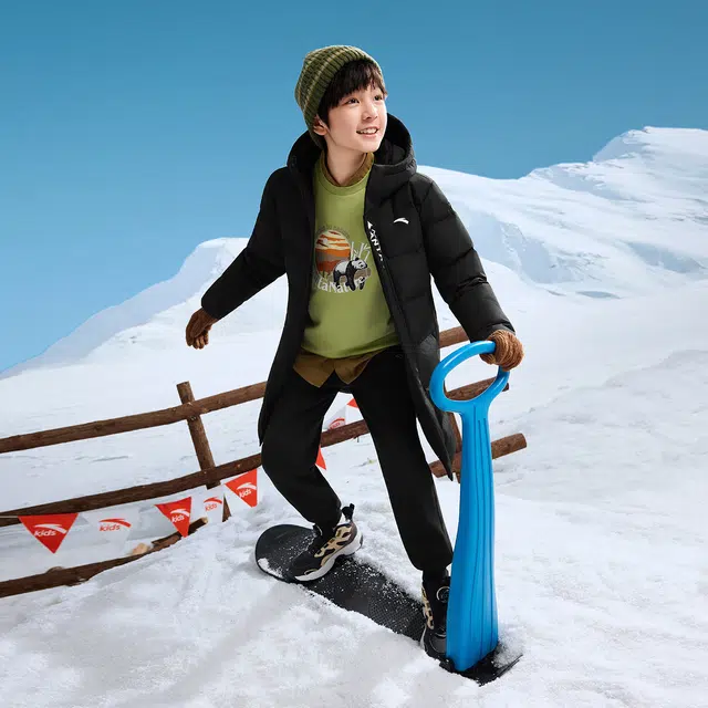 安踏儿童羽绒服 保暖中长梭织连帽鸭绒 儿童款