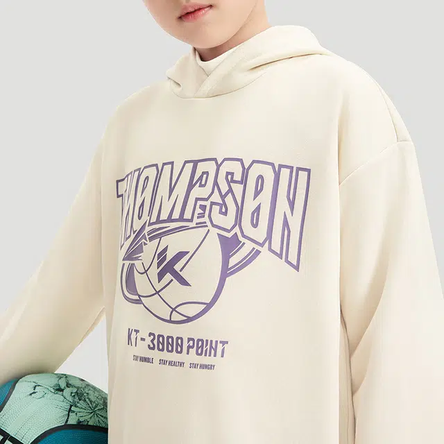 安踏儿童 篮球系列 美式复古字母印花连帽舒适透气加绒卫衣 浮尘灰 青少年