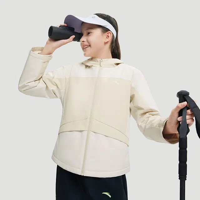 安踏儿童 三防保暖梭织简约夹克外套 杏色 青少年