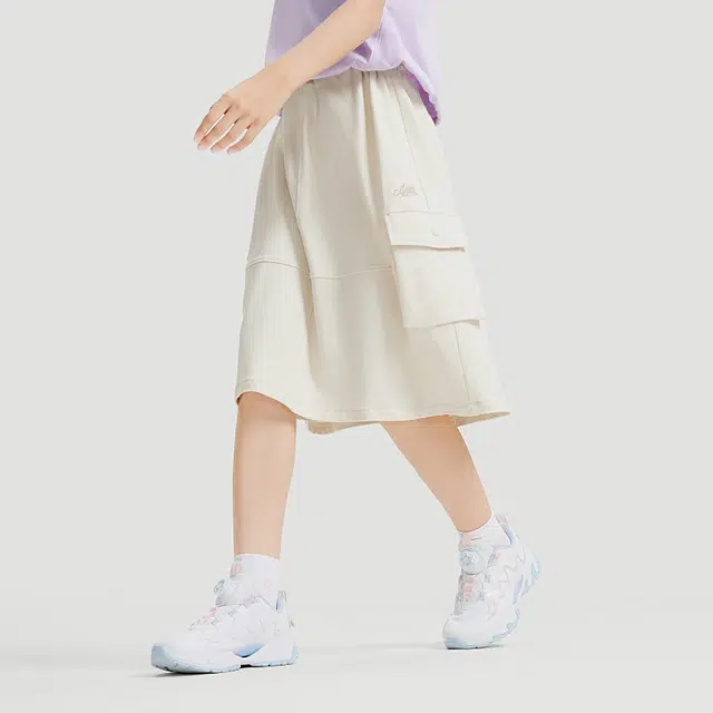 安踏儿童 纯色高腰舒适透气百搭工装半身裙 儿童款 泥灰白