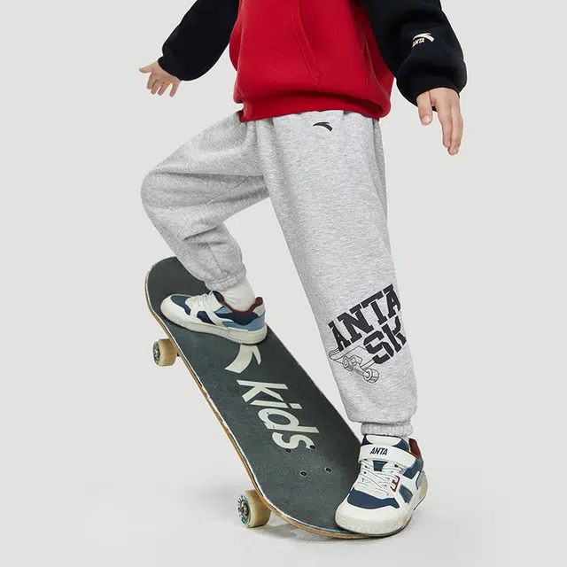 安踏儿童 字母中腰舒适透气百搭加绒保暖束脚针织运动裤 浅花灰青少年