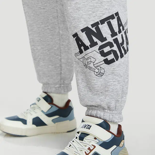 安踏儿童 字母中腰舒适透气百搭加绒保暖束脚针织运动裤 浅花灰青少年