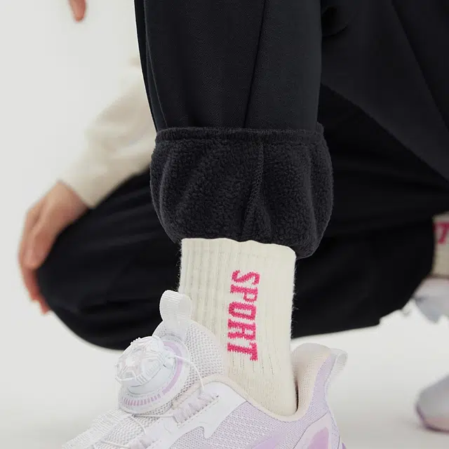 青少年 安踏儿童 百搭纯色舒适时尚针织运动裤 梦幻黑