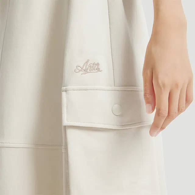 安踏儿童 纯色高腰舒适透气百搭工装半身裙 儿童款 泥灰白