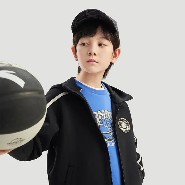 安踏儿童上装 简约时尚亲肤舒适 青少年