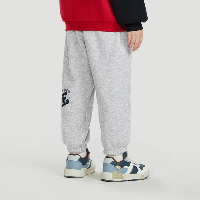 安踏儿童 字母中腰舒适透气百搭加绒保暖束脚针织运动裤 浅花灰青少年