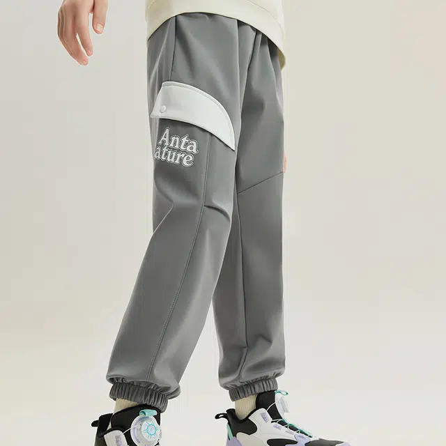 安踏儿童 时尚百搭松紧腰休闲长裤 旷野灰 青少年