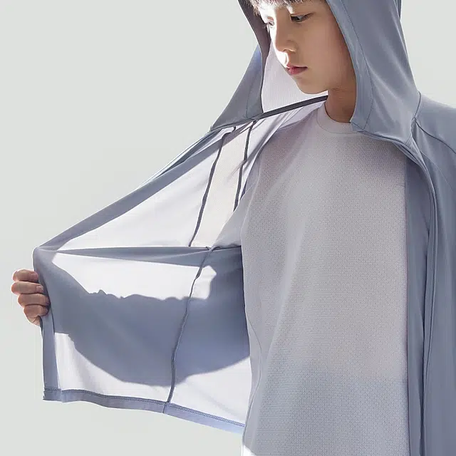 儿童款 安踏儿童 小光甲 纯色拉链连帽运动长袖防晒服 雾灰