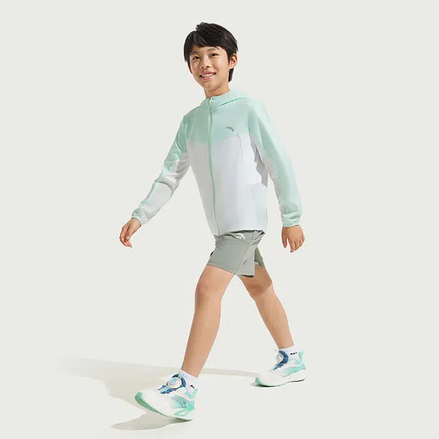 儿童款 安踏儿童 小光甲 撞色拼接长袖舒适连帽防晒服 巡游绿