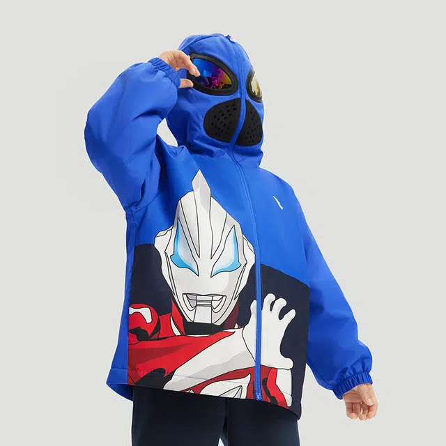 安踏儿童夹克外套 卡通动漫拉链连帽舒适透气厚款 青春蓝 中小童