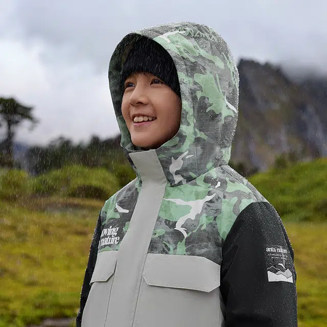 青少年 安踏儿童 保暖舒适连帽夹克外套 淡青灰/满印