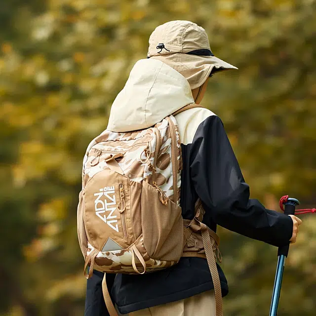 安踏儿童 大容量防泼水轻便 织物 双肩包 青少年 军绿满印