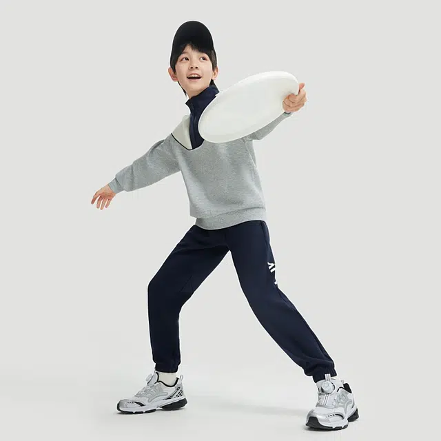 儿童款 安踏儿童 字母中腰舒适透气百搭宽松束脚针织运动裤 深夜蓝