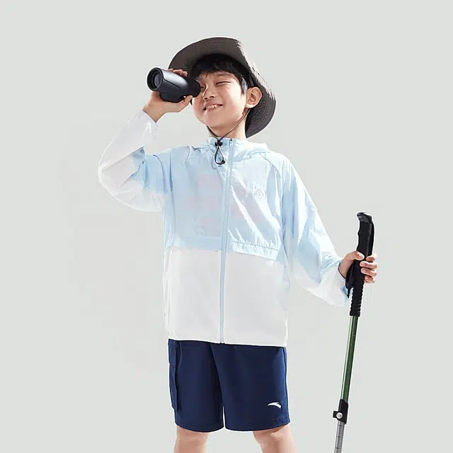 儿童款 安踏儿童 小光甲 撞色拼接长袖连帽防晒服 遥望蓝