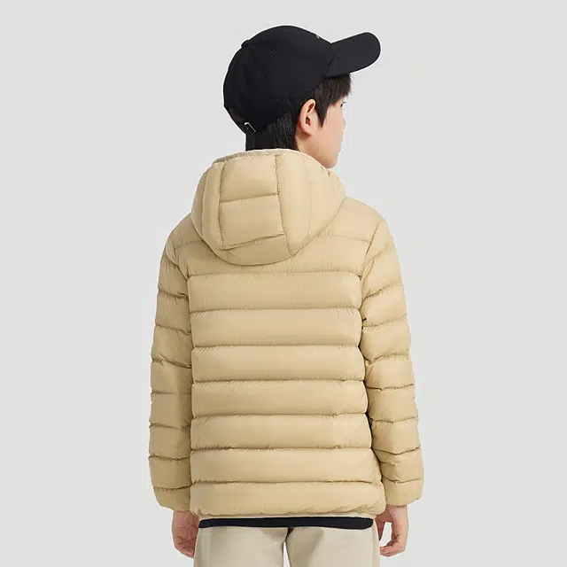 青少年 安踏儿童 轻暖系列 连帽舒适柔软轻盈羽绒服 素卡其色