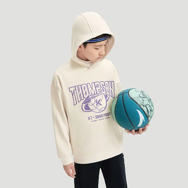 安踏儿童 篮球系列 美式复古字母印花连帽舒适透气加绒卫衣 浮尘灰 青少年