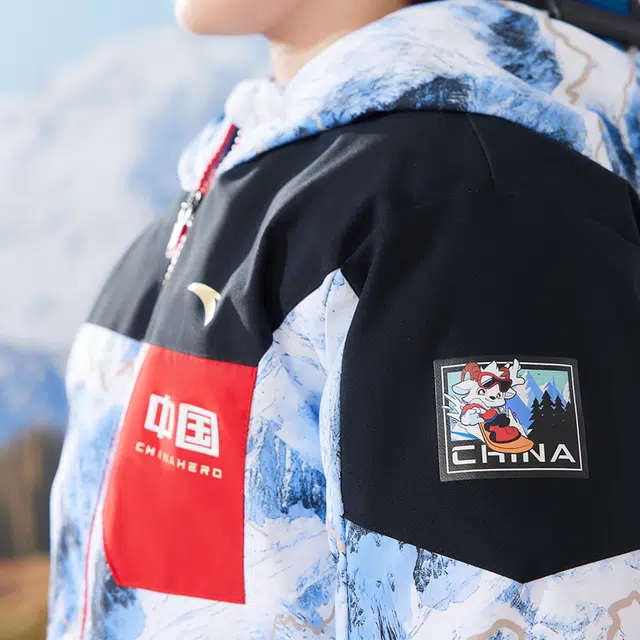 安踏儿童 连帽时尚拼色长袖羽绒服 纯净白 中小童