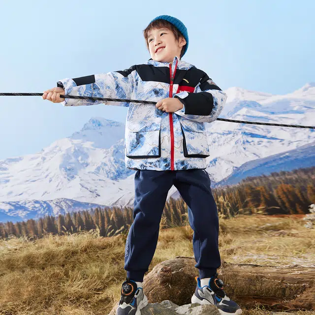 安踏儿童 连帽时尚拼色长袖羽绒服 纯净白 中小童