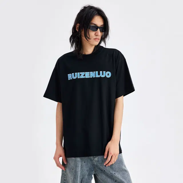 RUIZENLUO T