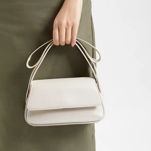 CHARLESKEITH ck WhiteSilver
