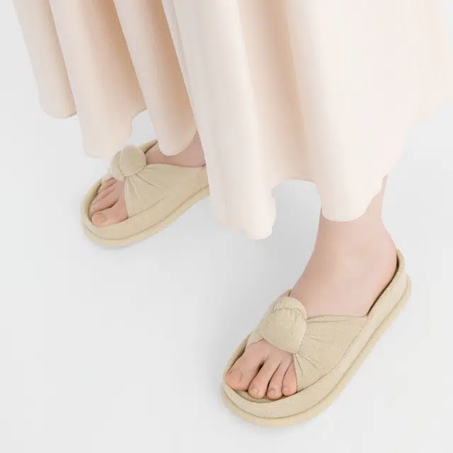 CHARLESKEITH ck PU 3.5cm BLACK TEXTUREDBeigePink