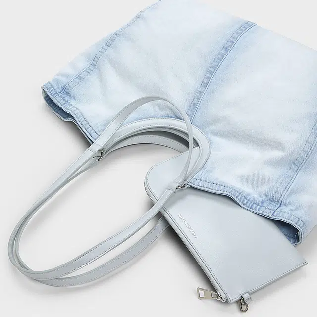 CHARLESKEITH ck PU Light Washed Denim