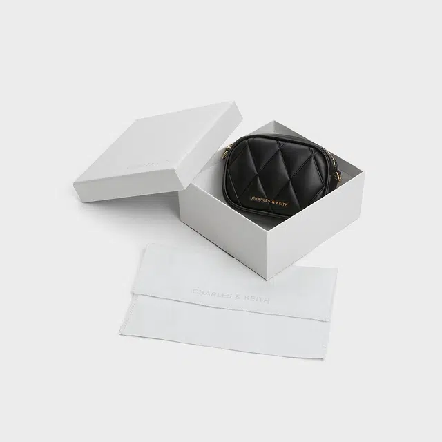 CHARLESKEITH CK BlackLight PinkCream