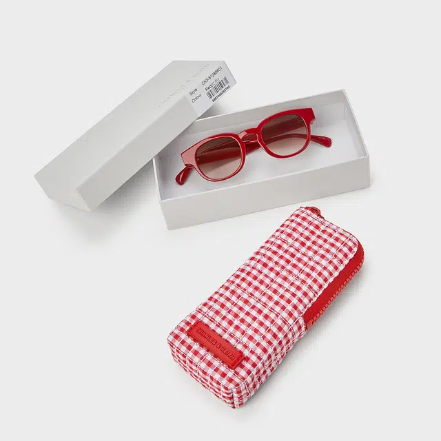 CHARLESKEITH ck Red