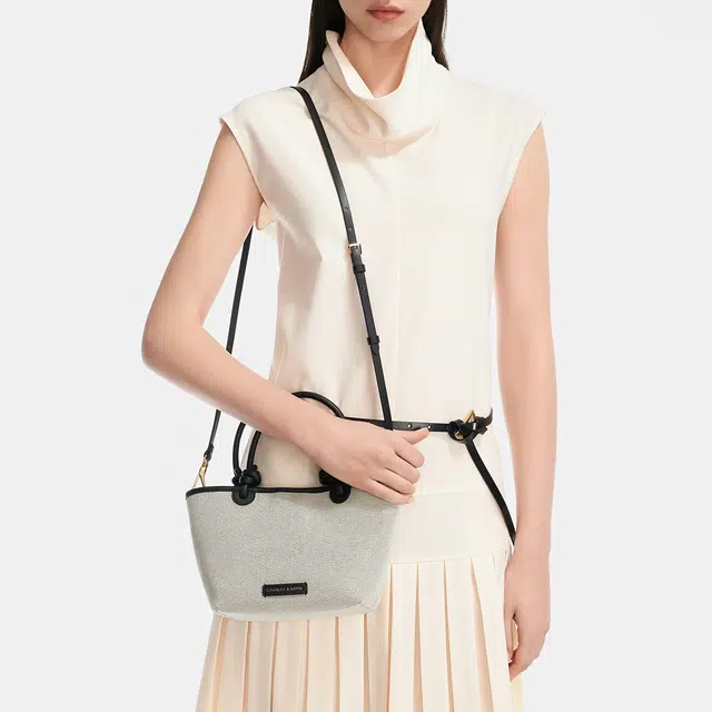 CHARLESKEITH ck Black