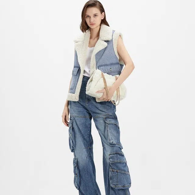 CHARLESKEITH Cream