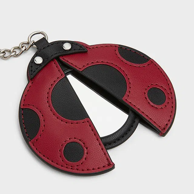 CHARLESKEITH ck Red