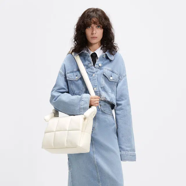 CHARLES&KEITH Jet Black/Cream