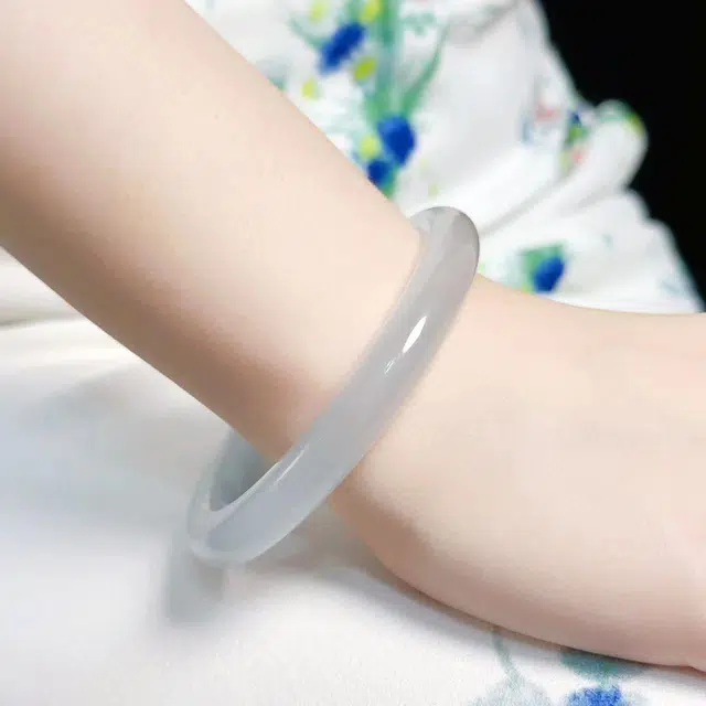 幸囍礼 复古贵妃冷淡风温婉镯子 简约时尚轻奢高级感百搭饰品 素圈白月光优雅古风精致气质玉镯 旗袍汉服手饰 琉璃 玉石手镯 女款