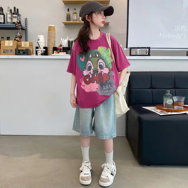 DisneyT