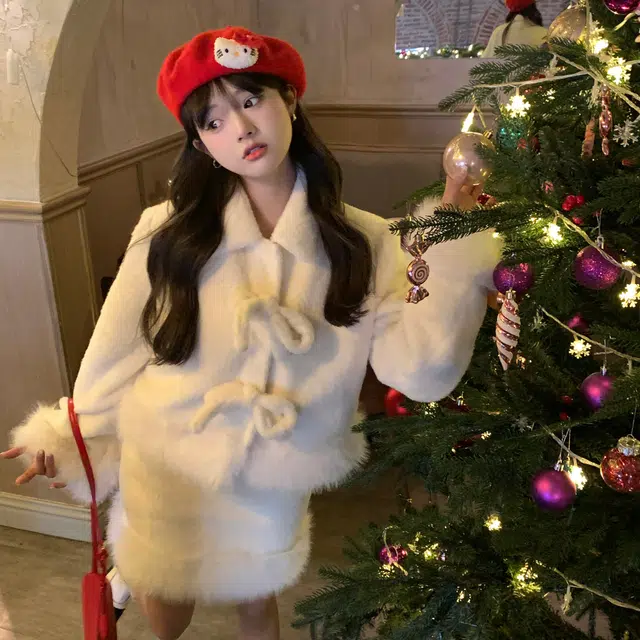 花山家的猫 小香风长袖毛呢蝴蝶结毛毛外套高腰百褶短裙制服 女款 乳白色
