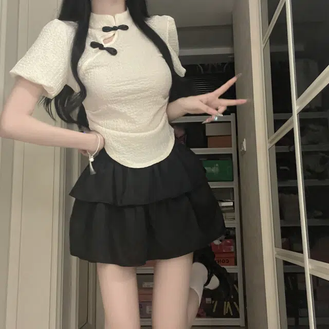 花山家的猫 纯色新中式泡泡袖衬衫配高腰荷叶裙制服套装 女款