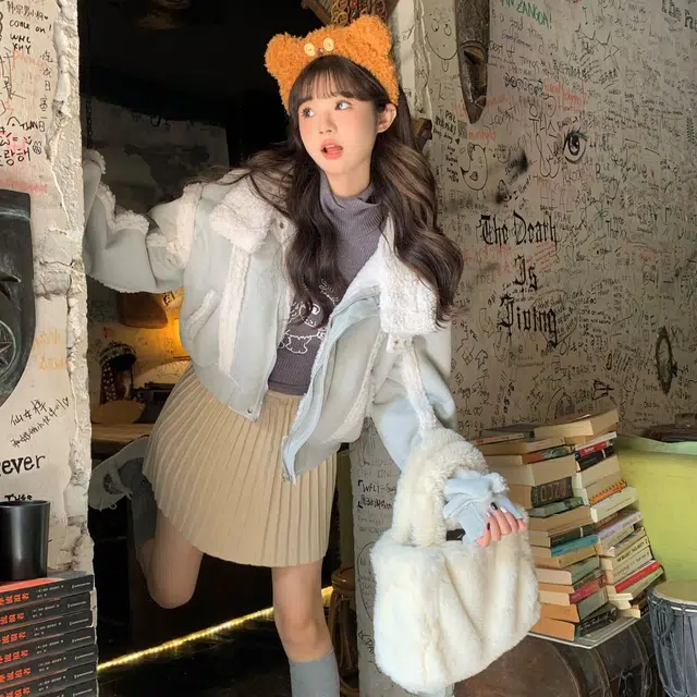 花山家的猫 复古羊羔毛拼接长袖厚款拉链夹克 女款 浅蓝色