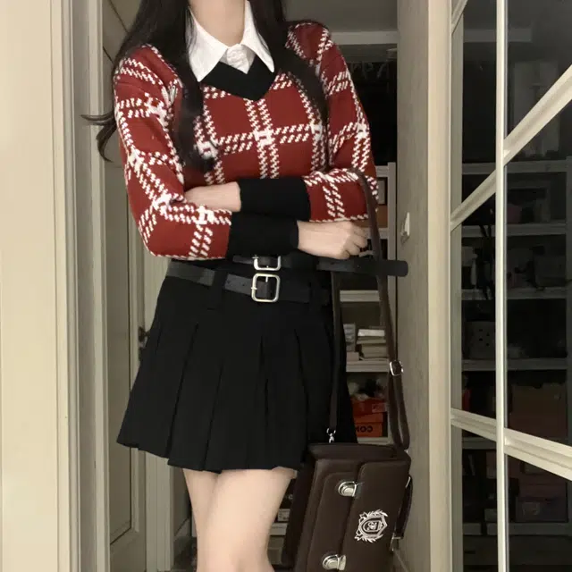 花山家的猫 舒适细腻柔和长袖短款格纹毛衣休闲半身裙制服 女款