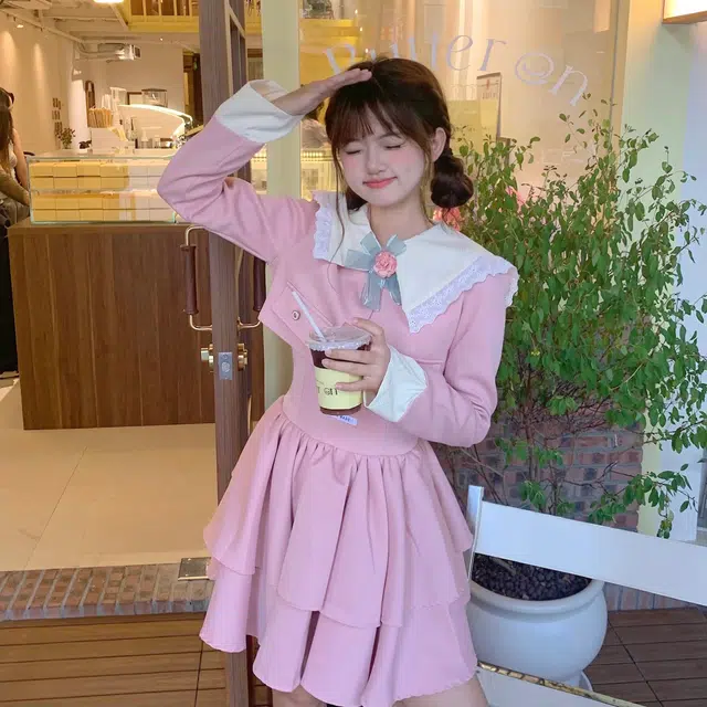 花山家的猫 拼色娃娃领单排扣短款外套收腰吊带连衣裙制服 女款 粉红色