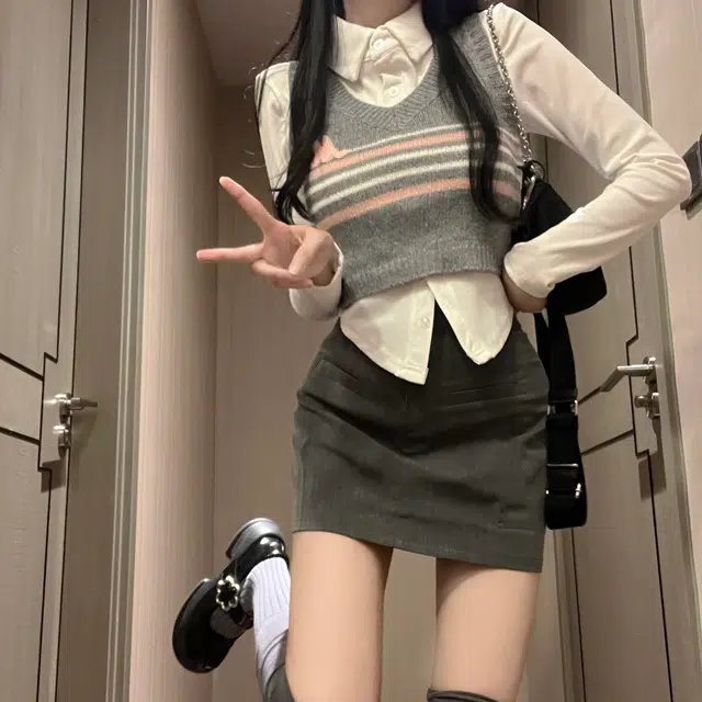 花山家的猫 学院风条纹针织毛衣衬衫包臀裙制服 女款 三件套